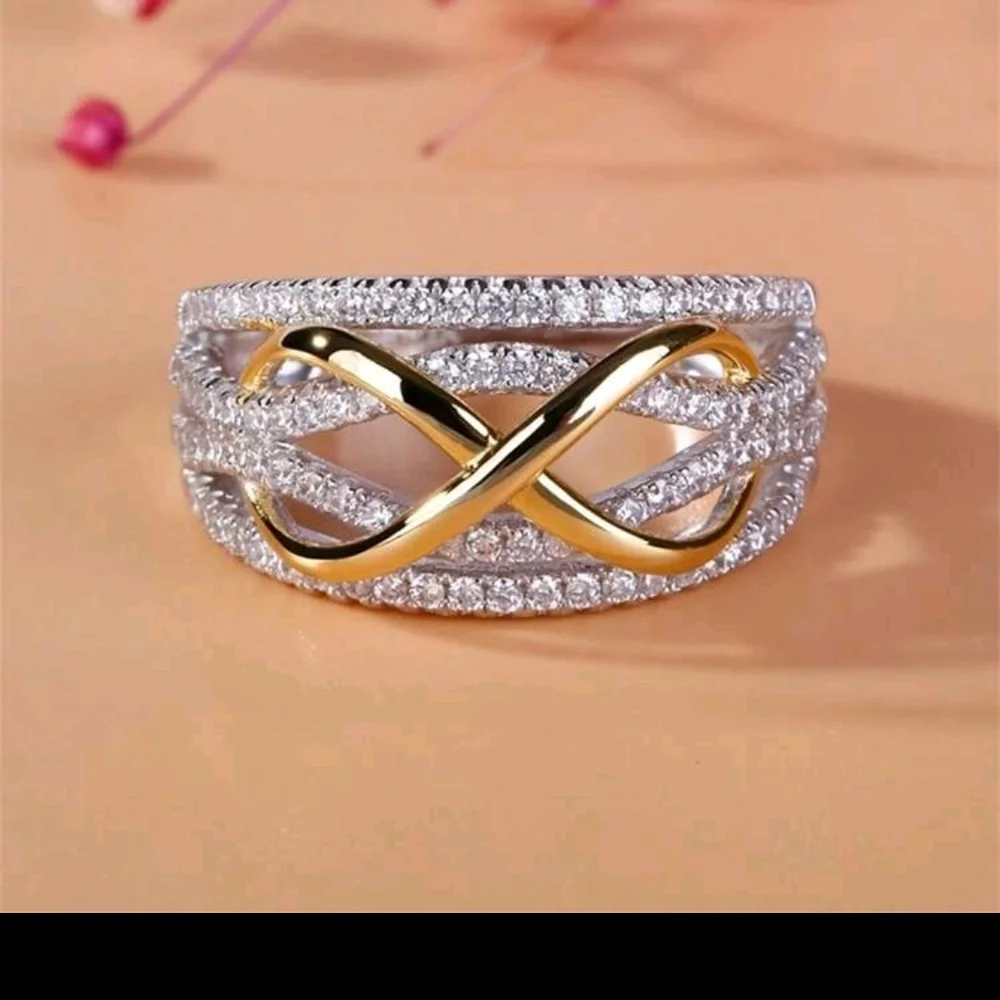 New S925 Sterling Silver Dual Color Infinity "8" Design Ring | Gift | Minimalist - Picture 1 of 5